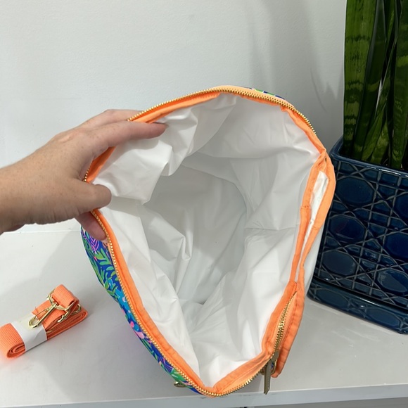 Lilly Pulitzer Beach Cooler NWT - Picture 6 of 6